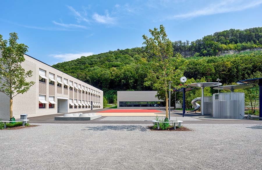 Weissenstein New School Building and Double Sports Hall A Unified Ensemble