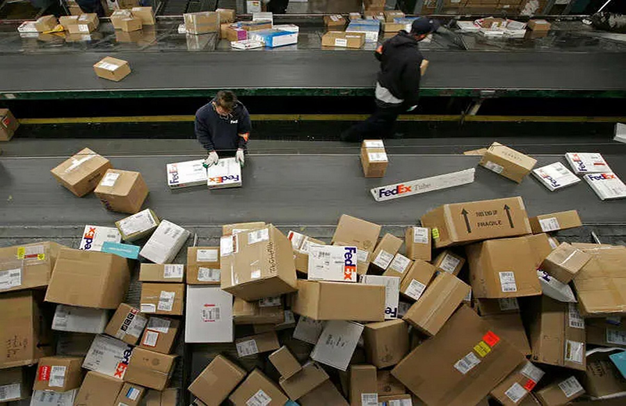 Disrupting the Package Delivery Landscape: Rise of E-commerce Logistics Startups