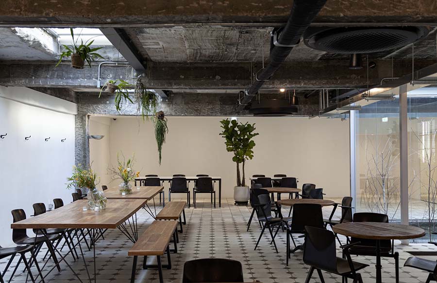 Embracing Nostalgia: The Design of Oude Office and Café